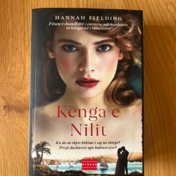 Kënga e Nilit — Hannah Fielding
